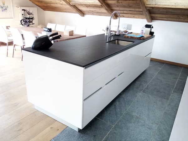 Crans-Montana : rénovation multi-matériaux — Torreano