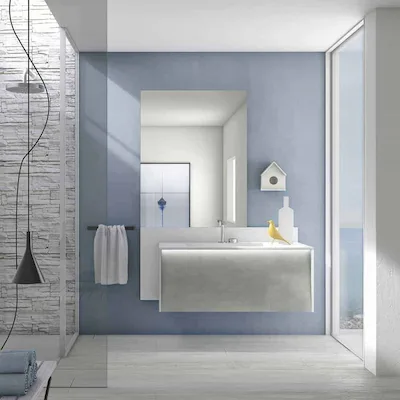 Mobilcrab | Composizione Incline 2 composto da monoblocco cm.110 con frontale HPL grigio calce e spalle interne Sky Satinato soft touch,cover bianco satinato,top integrato in Ocritech con vasca. Specchio rettangolare 86x95